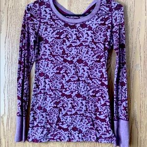 Long sleeve patterned top